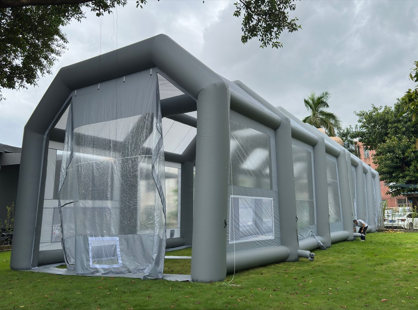 The completed 90-foot Sewinfla booth erected during factory testing before crating